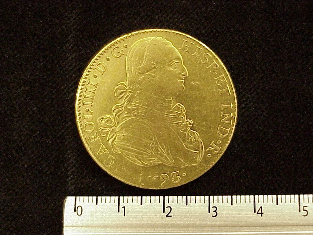 8-escudos-carlos-iv-1793-mexico-fm - anverso (Banxico)