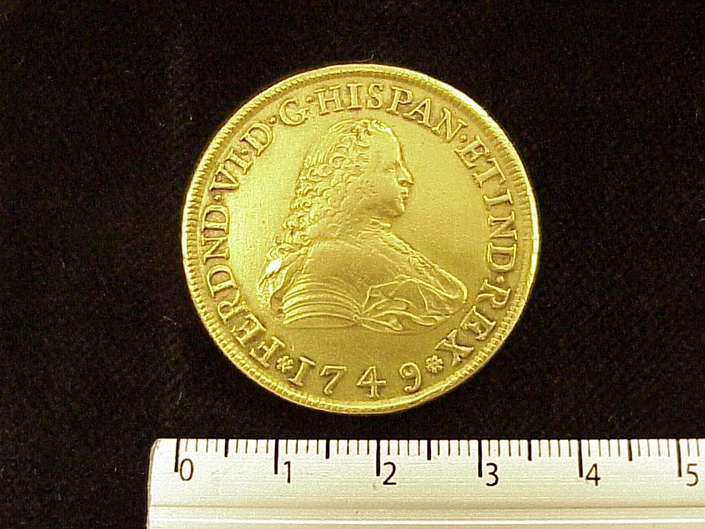 8-escudos-fernando-vi-1749-mexico-mf - anverso (Banxico)