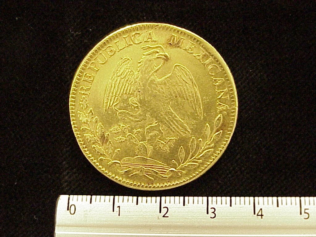 8-escudos-octaval-1826-mexico-jm - anverso (Banxico)