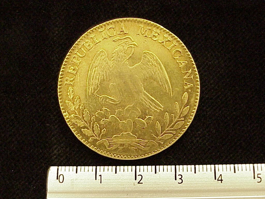 8-escudos-octaval-1830-mexico-jm - anverso (Banxico)
