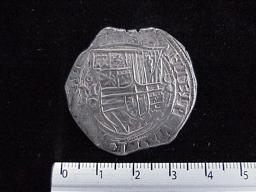 8-reales-felipe-ii-mexico-f - anverso (Banxico)